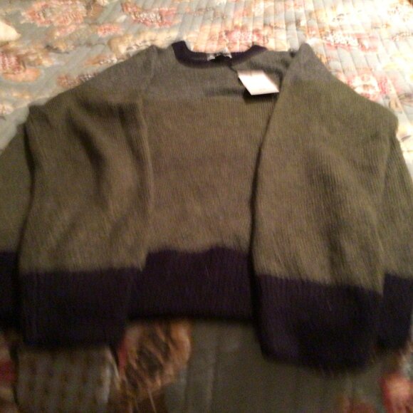 Men's Standard Fit Crewneck Pullover Sweater Goodfellow & Co™Green/Grey Size Med - Picture 3 of 3